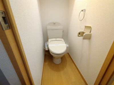 【トイレ】 | レオパレスＡＮＮＥＸタチバナ | 温水洗浄便座付きです