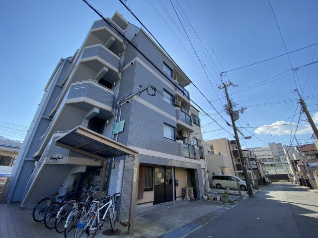 フリックコート深江の外観