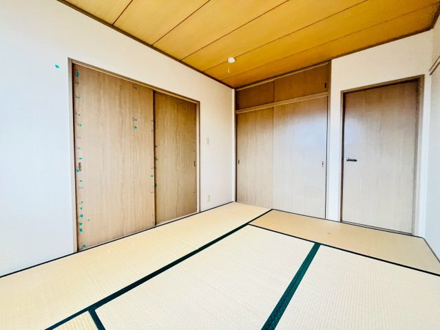 チェスナットの内装