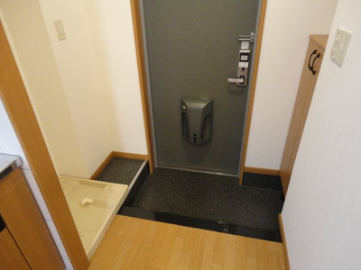 【玄関】 | アルテミス | 玄関