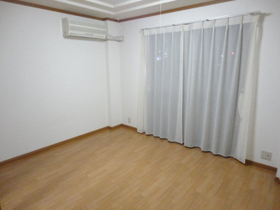 【内装】 | アルテミス | 洋室