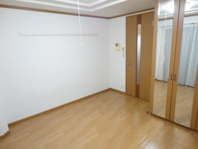 【内装】 | アルテミス | 洋室