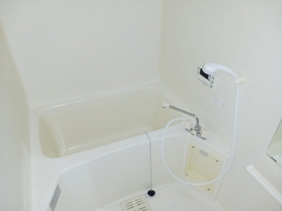 【浴室】 | エトワールⅢ | きれいなお風呂です