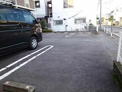 【駐車場】 | プラトー | 駐車場完備です