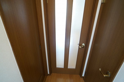 【内装】 | プラトー | 明るい色調の室内です