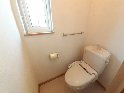 【トイレ】 | フォレスタ | ゆったりとした空間のトイレです