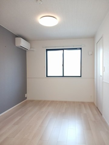 サウザンドロードの内装