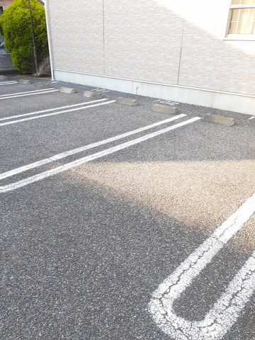 エイド２１の駐車場|駐車場があります