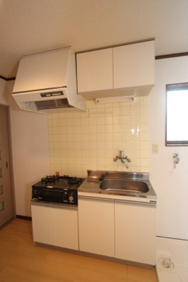 【キッチン】 | シュロス三福