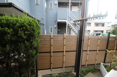 【バルコニー】 | シュロス三福