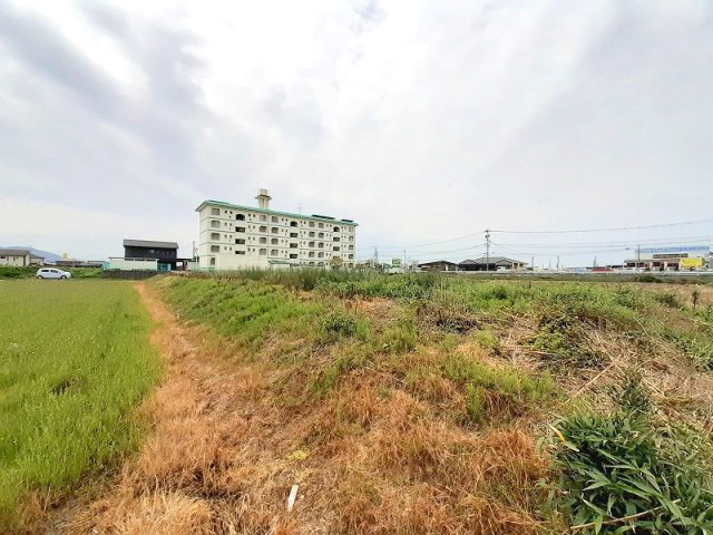 宇城市小川町北新田の売地の外観