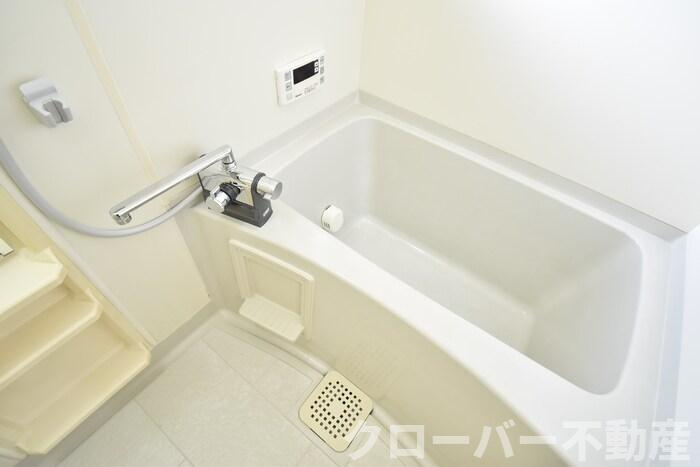 シャトレー西本Ⅱの浴室|浴室