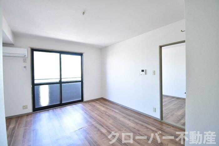 シャトレー西本Ⅱの内装|ＤＫ９．５帖