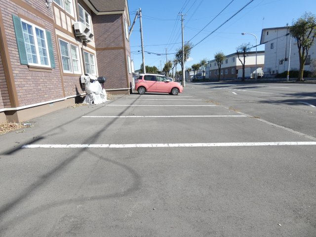 メゾン・ド・リエールの駐車場