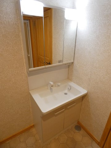 メゾン・ド・リエールの独立洗面台