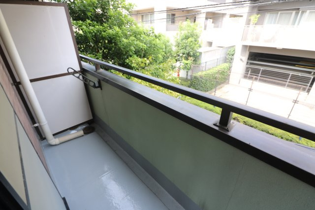 【バルコニー】