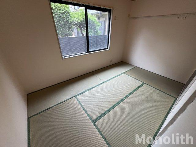 アーバンビレッジA棟の和室