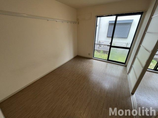 アーバンビレッジA棟の洋室