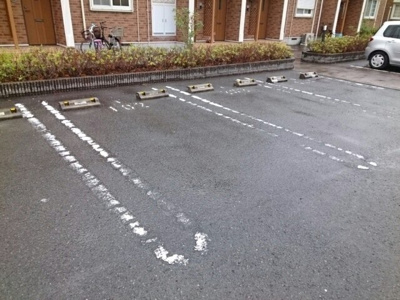 【駐車場】 | アスタ－ラビスタⅠ | 駐車スペースもあります