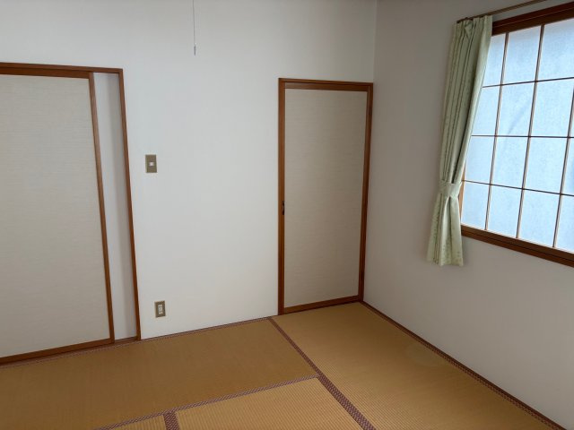 見附市元町2丁目　土地建物【商談中】の和室