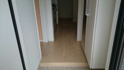 【玄関】 | アーイラ　みなみ　Ｈ－１ | 落ち着いた玄関です