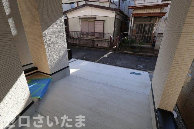 南区大谷場２丁目4-2(1号棟)新築一戸建ての駐車場|撮影日 2025年10月23日 13:50 晴れ