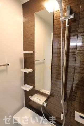 南区大谷場２丁目4-2(1号棟)新築一戸建ての浴室|撮影日 2025年10月23日 13:50 晴れ