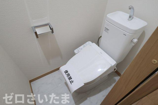 南区大谷場２丁目4-2(1号棟)新築一戸建てのトイレ|撮影日 2025年10月23日 13:50 晴れ