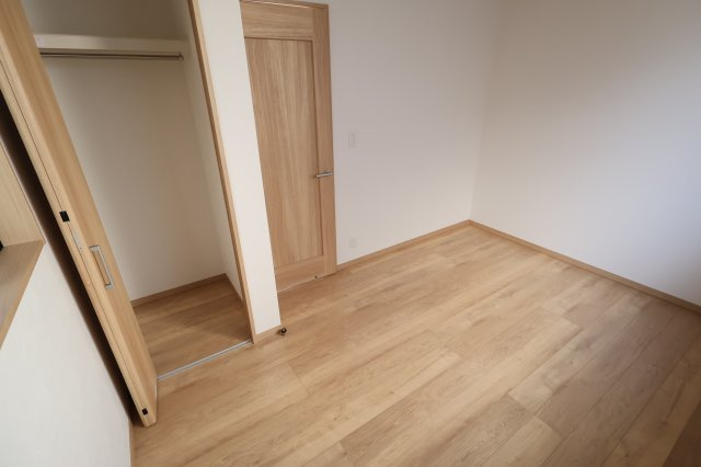 【洋室】 | 南区大谷場２丁目4-2(1号棟)新築一戸建て | 撮影日 2025年10月23日 13:50 晴れ