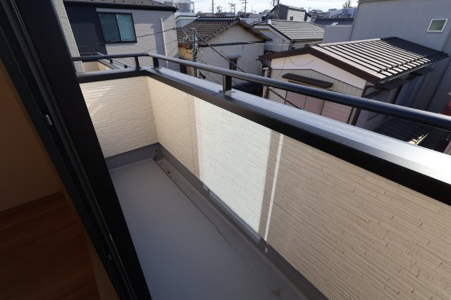 【バルコニー】 | 南区大谷場２丁目4-2(1号棟)新築一戸建て | 撮影日 2025年10月23日 13:50 晴れ
