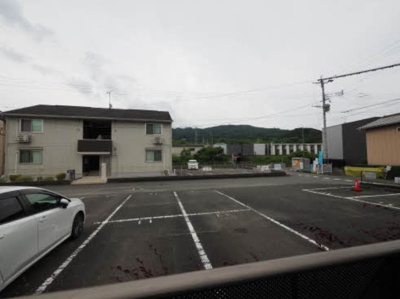 【駐車場】 | コンフォート山川