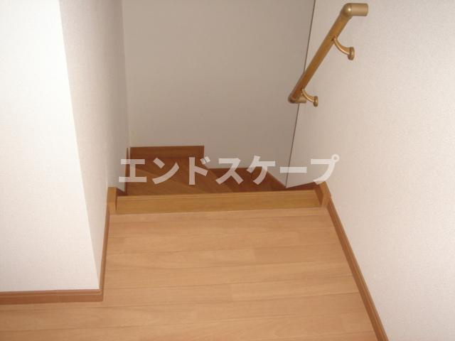 ミルキーハウスのその他|２階階段・ホール
高崎、前橋のお部屋探しはエンドスケープまで！お客様の理想お聞かせ下さい♪