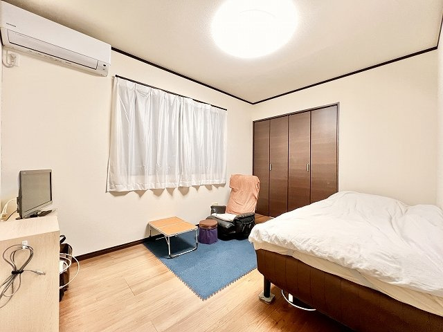 葛飾区東新小岩5丁目中古住宅の寝室|居室