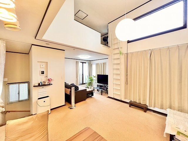 葛飾区東新小岩5丁目中古住宅の居間・リビング|リビング