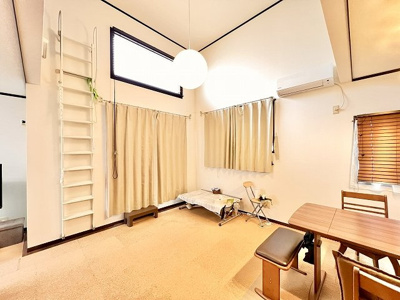 【居間・リビング】 | 葛飾区東新小岩5丁目中古住宅 | リビング