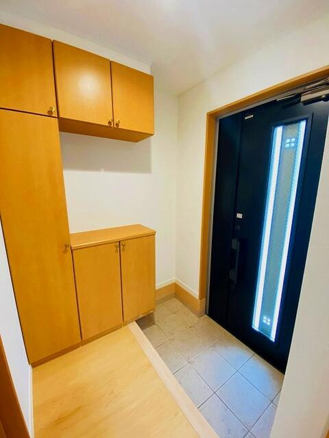 名古屋市西区稲生町の玄関