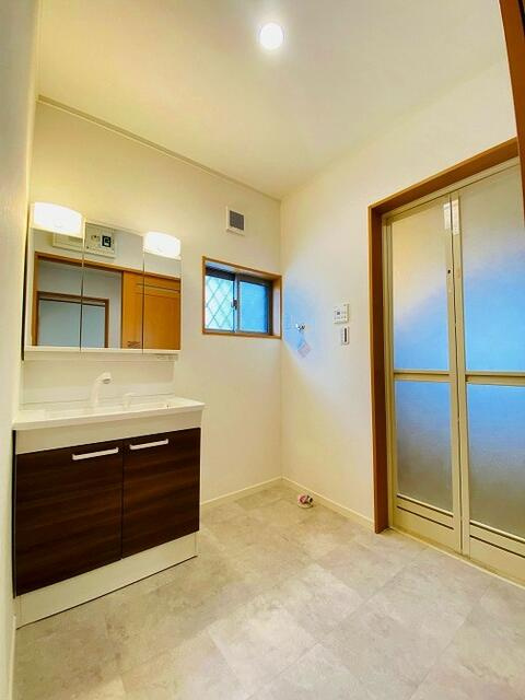 名古屋市西区稲生町の駐車場