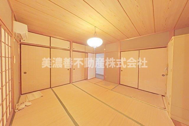 ６５３５８　本巣市下真桑中古戸建ての和室