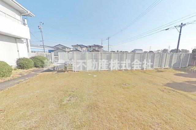６５３５８　本巣市下真桑中古戸建ての庭