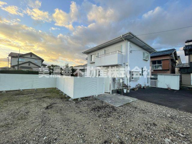 ６５３５８　本巣市下真桑中古戸建ての外観