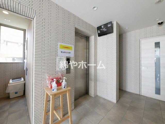 ステラ桜川のロビー|ゆとりのあるロビーです