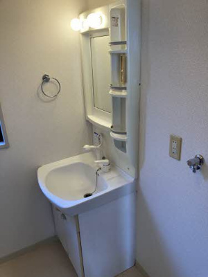 【独立洗面台】 | シャーメゾン古城 B棟 *