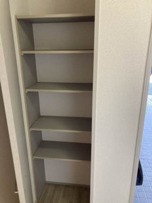 【玄関】 | シャーメゾン古城 B棟 *