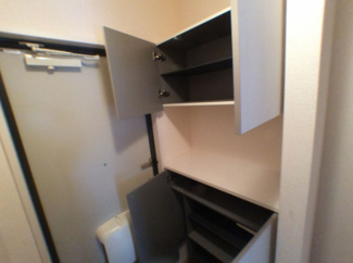 【玄関】 | ヴァンコート　Ｃ