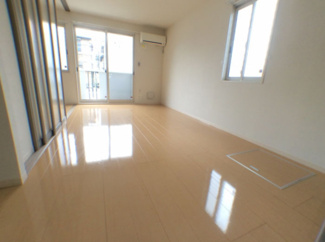 【居間・リビング】 | ヴァンコート　Ｃ