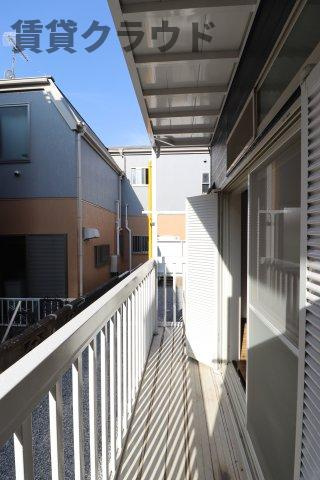 ラルゴのバルコニー|洗濯物もよく乾きそうな、陽当たり良好なバルコニーです！