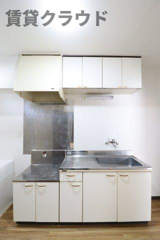 ラルゴのキッチン|水回りが集中しているので家事動線もバッチリ！