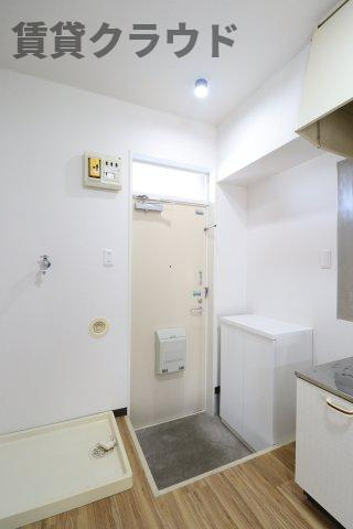 ラルゴの玄関|シューズボックスもあり、玄関もスッキリしますね！