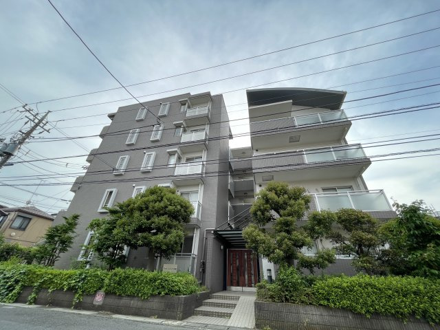 川崎市多摩区登戸の賃貸マンションの外観