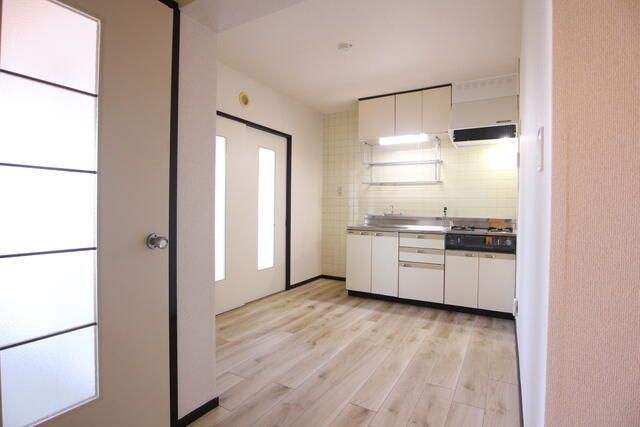 小平市小川東町５丁目の中古マンションの居間・リビング